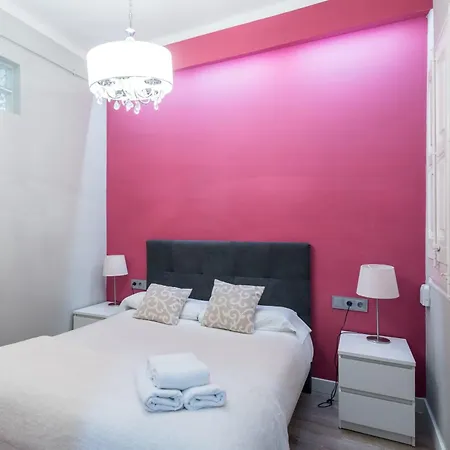 Eixample 3bd With Private Terrace Apartment *
