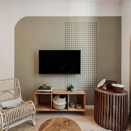 Eboli - 3 Bedrooms, Balcony And Terrace In Ciutat Vella *