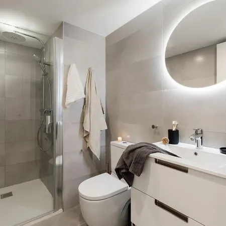 Eboli - 3 Bedrooms, Balcony And Terrace In Ciutat Vella Apartment Barcelona