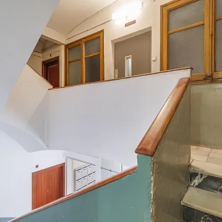Guestready - Comfortable Retreat Next To The برشلونة