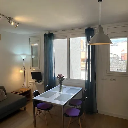 2 Bedrooms By Sants Market * Barcellona