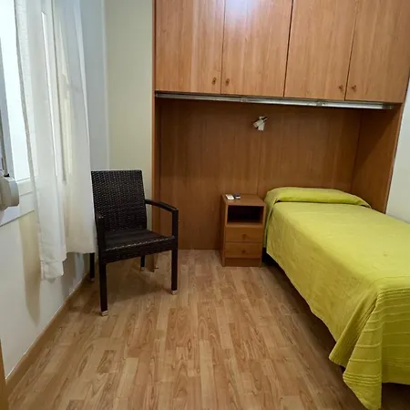 Pensión Laforja 3*