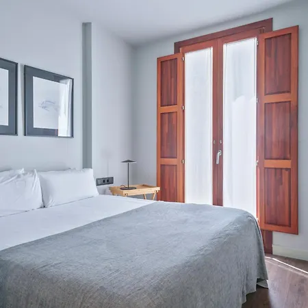 Uma Suites Barceloneta Beach