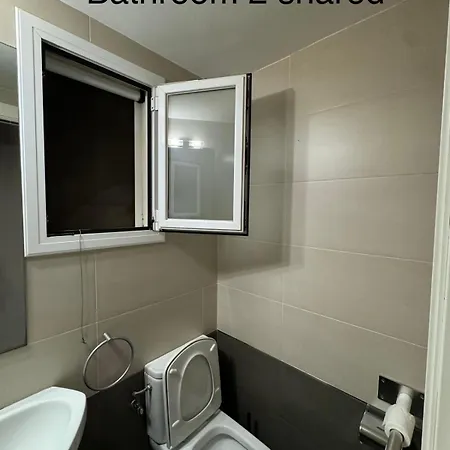 Spacious In Area A * Barcelona