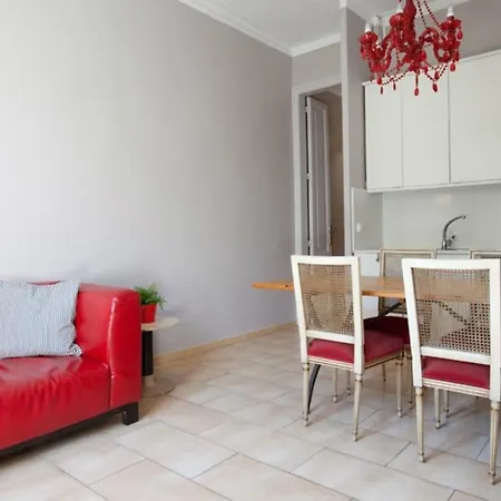 Apartment Fuer 5 Personen Ca 70 Qm In Barcelona-eixample, Costa Brava Costa Del Maresme Barcelona