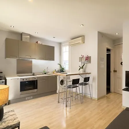Fuer 3 Personen Ca 40 Qm In Barcelona-gracia, Costa Brava Costa Del Maresme Apartment *