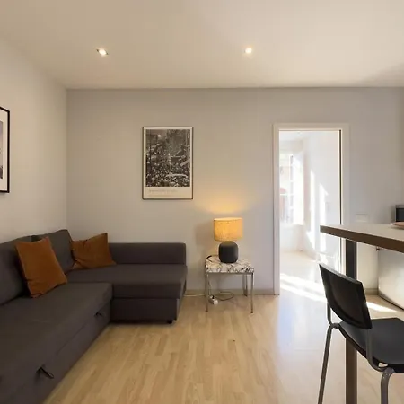 Apartment Fuer 3 Personen Ca 40 Qm In Barcelona-gracia, Costa Brava Costa Del Maresme Barcelona