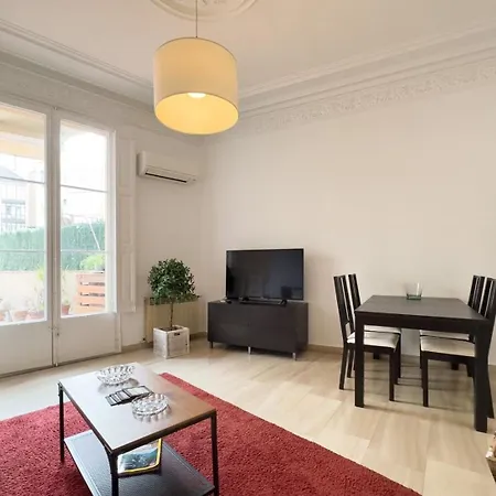 Fuer 5 Personen Ca 80 Qm In Barcelona-eixample, Costa Brava Costa Del Maresme Apartment