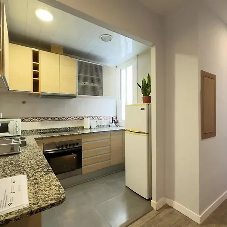 Apartment Fuer 2 Personen Ca 38 Qm In Barcelona-gracia, Costa Brava Costa Del Maresme *