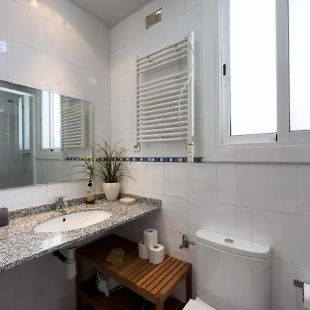 Fuer 2 Personen Ca 38 Qm In Barcelona-gracia, Costa Brava Costa Del Maresme *
