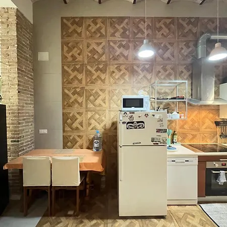 Artistic Student House 호스텔