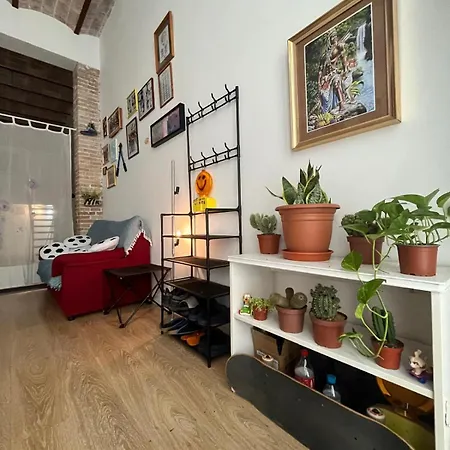 Artistic Student House 호스텔 바르셀로나