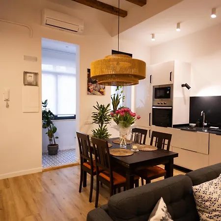 Apartment Poble Sec Charming Apartment *