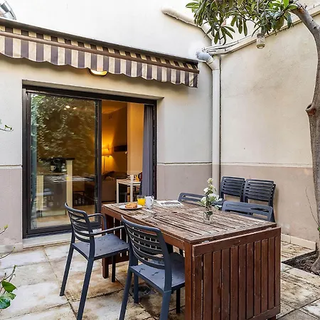 Ab Poble Nou Venero Barcelona