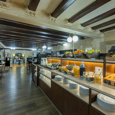 Suizo Otel