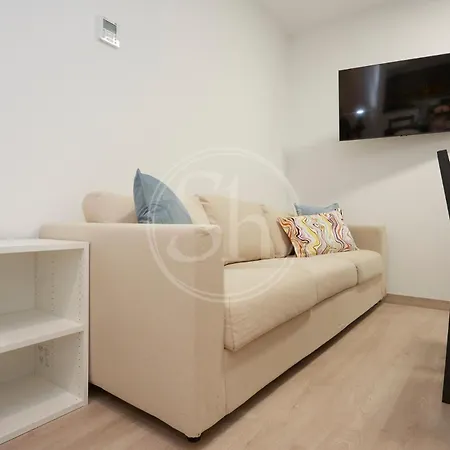 Comodo En Diagonal Appartamento Barcellona