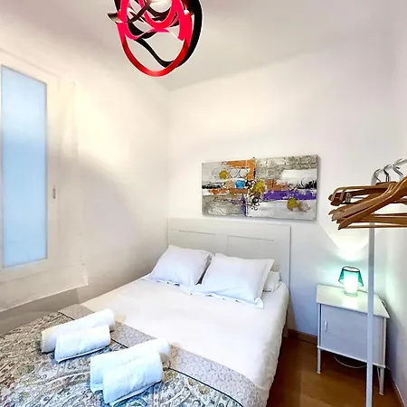 Carrer D'olesa Apartman *
