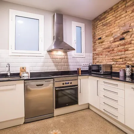 E1mal1079- Fantastic 2br Flat In The Center * Barcelona