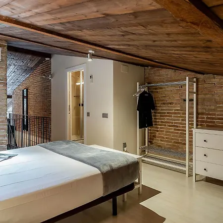 Ab Poble Nou Venero * Barcelona