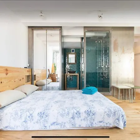 Outdoor Bathtub! 360 Rooftop With Chill Out And Amazing Views! Appartement