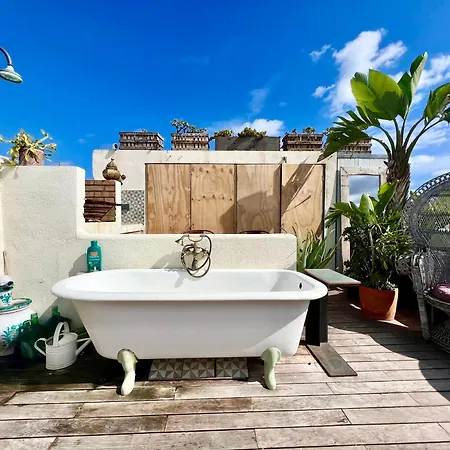 Outdoor Bathtub! 360 Rooftop With Chill Out And Amazing Views! Barcelone
