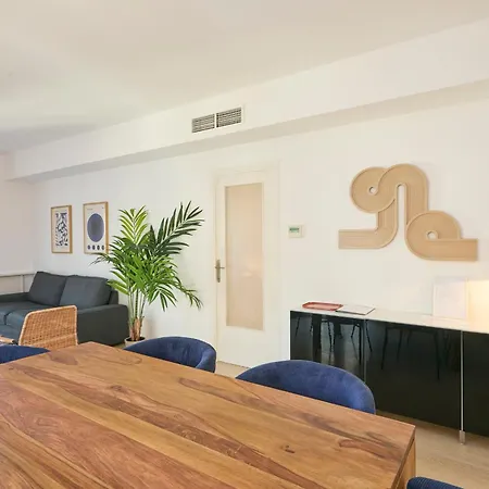 Apartament 73cop1034 - Spacious With Terrace