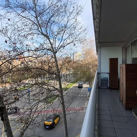 En Avenida Diagonal - Torre Glorias - Angeles Terraza Apartamento Barcelona