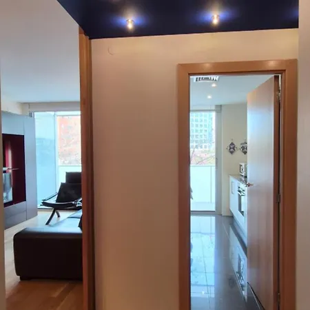 En Avenida Diagonal - Torre Glorias - Angeles Terraza Apartamento Barcelona