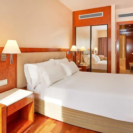 Nh Entenza 3* Барселона