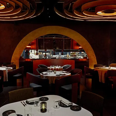 Grand Hyatt Hotel 5*