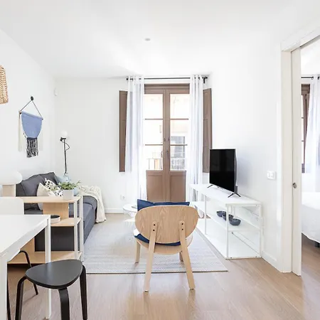 Modern 1 Bedroom Near Drassanes Апартаменты Барселона