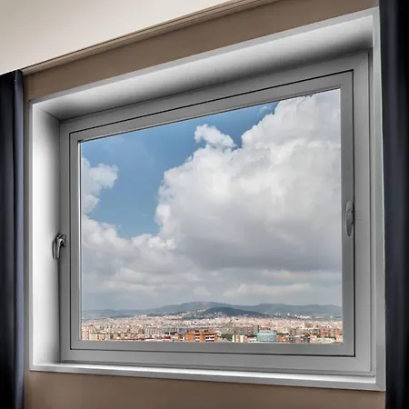 Leonardo Royal Hotel Barcelona Forum 4*