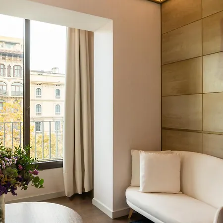 Hotel Almanac 5*
