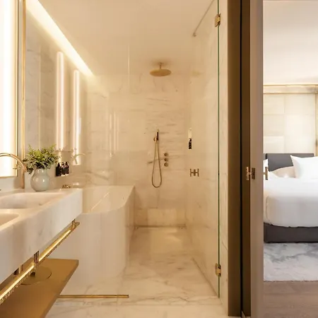 Hotel Almanac 5*