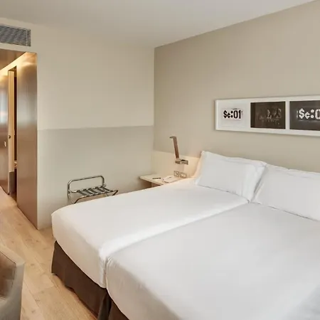 Sercotel Amister Art 4*