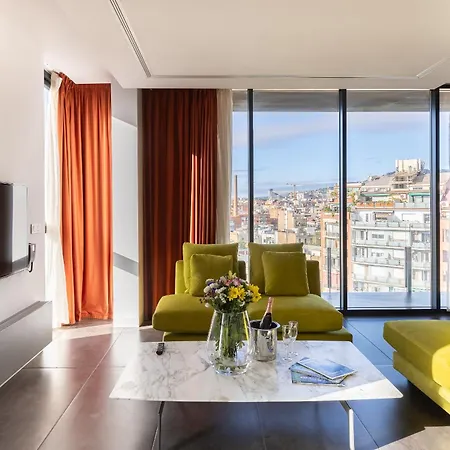 Cosmo Sants Apartment Barcelona