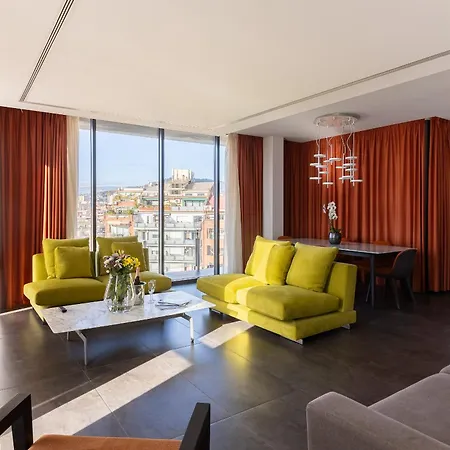 Cosmo Sants *