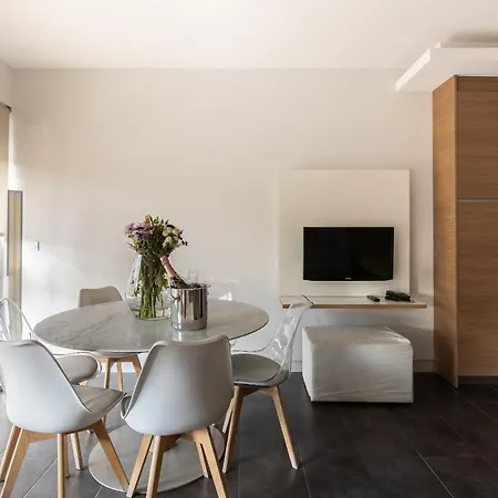 Apartment Cosmo Sants *