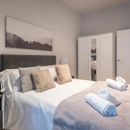 4 En Calle Rosello Stylish Lägenhet *