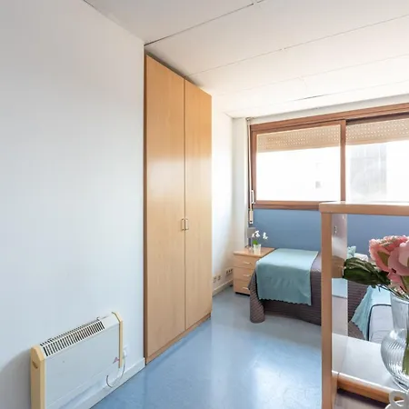 Residencia Universitaria Resa Lesseps شقة برشلونة