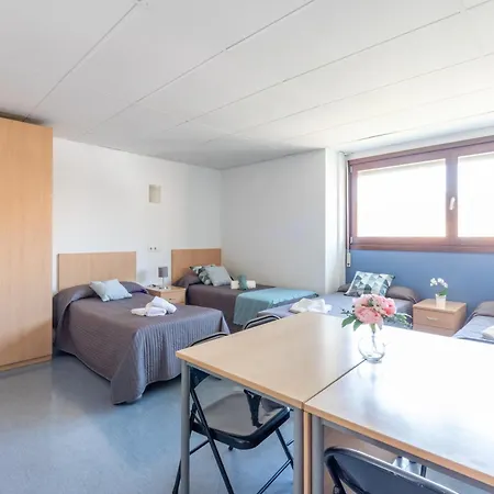 Residencia Universitaria Resa Lesseps * برشلونة