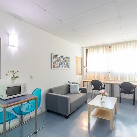 Residencia Universitaria Resa Lesseps * برشلونة