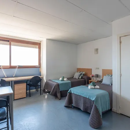 Residencia Universitaria Resa Lesseps برشلونة