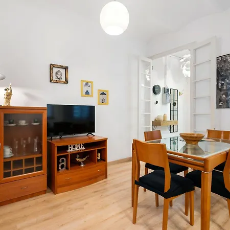 Fridays Flats Whisper-Quiet Near Sagrada'S Heart Apartment