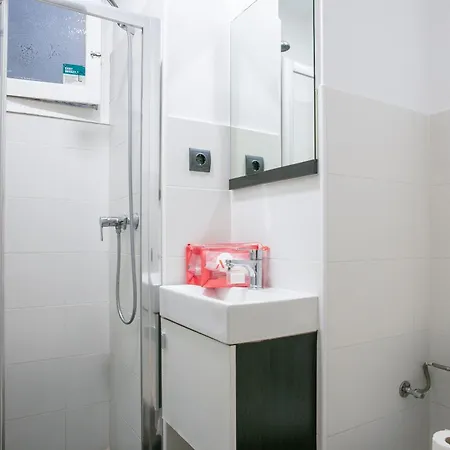 Alcam Entenza Apartment Barcelona