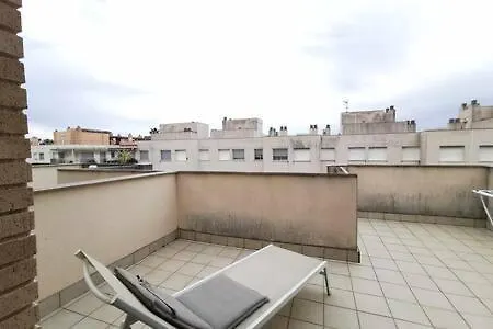 Townhouse With Communal Pool Ideal For Families