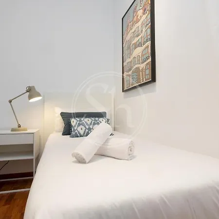 Apartment Elegante Cerca De La Sagrada Familia I