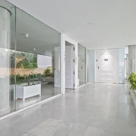 Winahost Pedralbes Apartment *