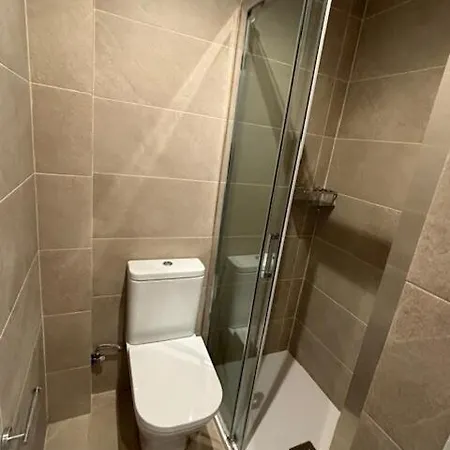 New De Gracia Apartment