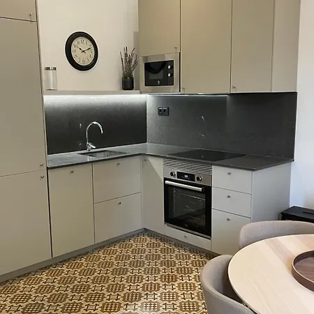 New De Gracia Apartment *